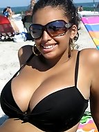 Auburn single girls big titties