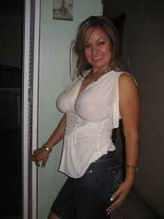 horny milfs Montello